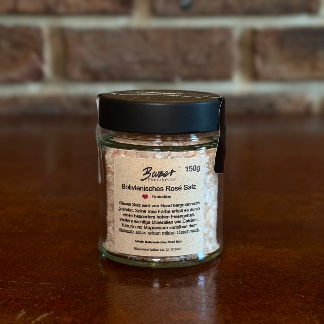 Pink rock salt flakes