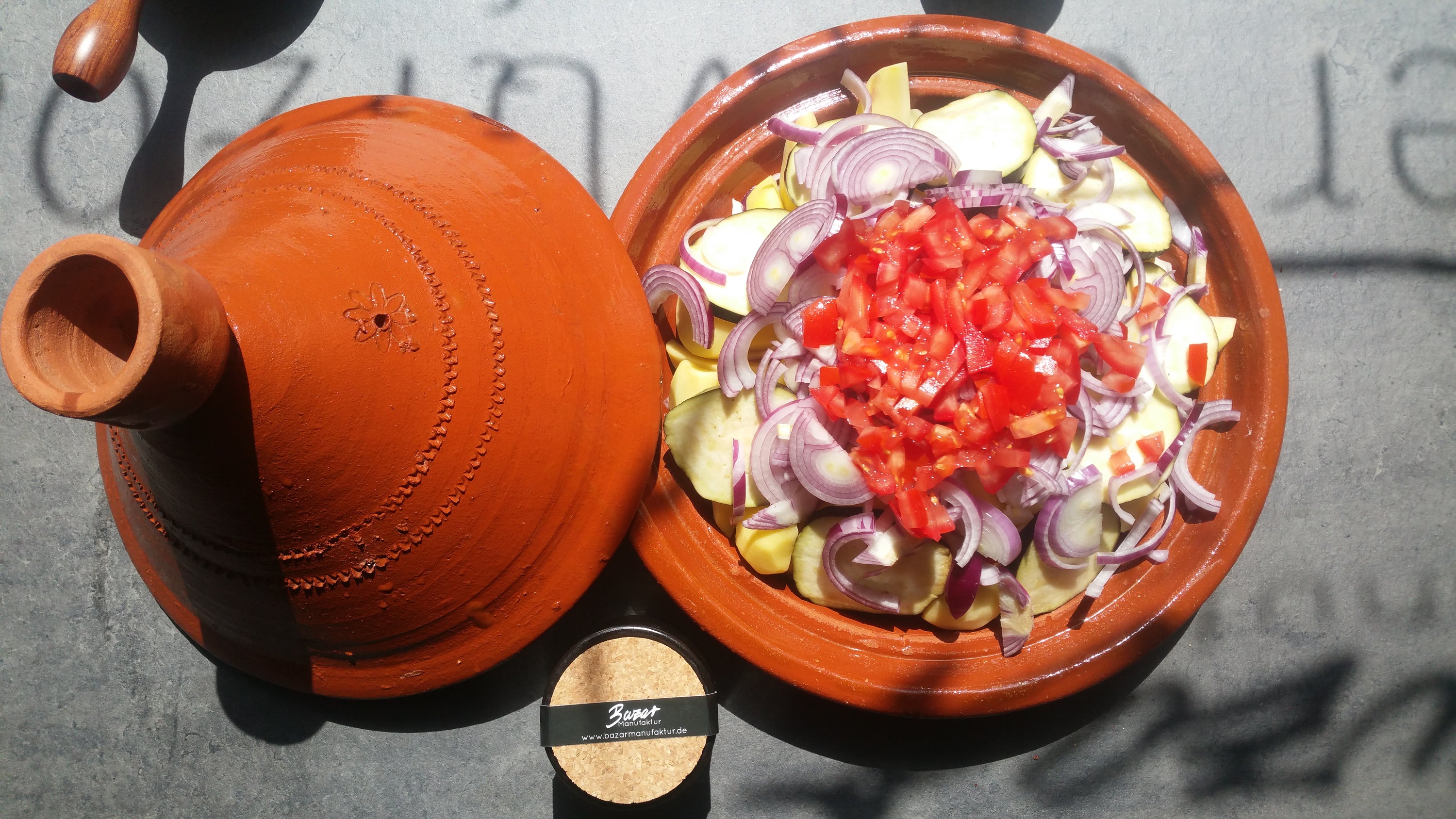 So verwendest du eine Tajine!