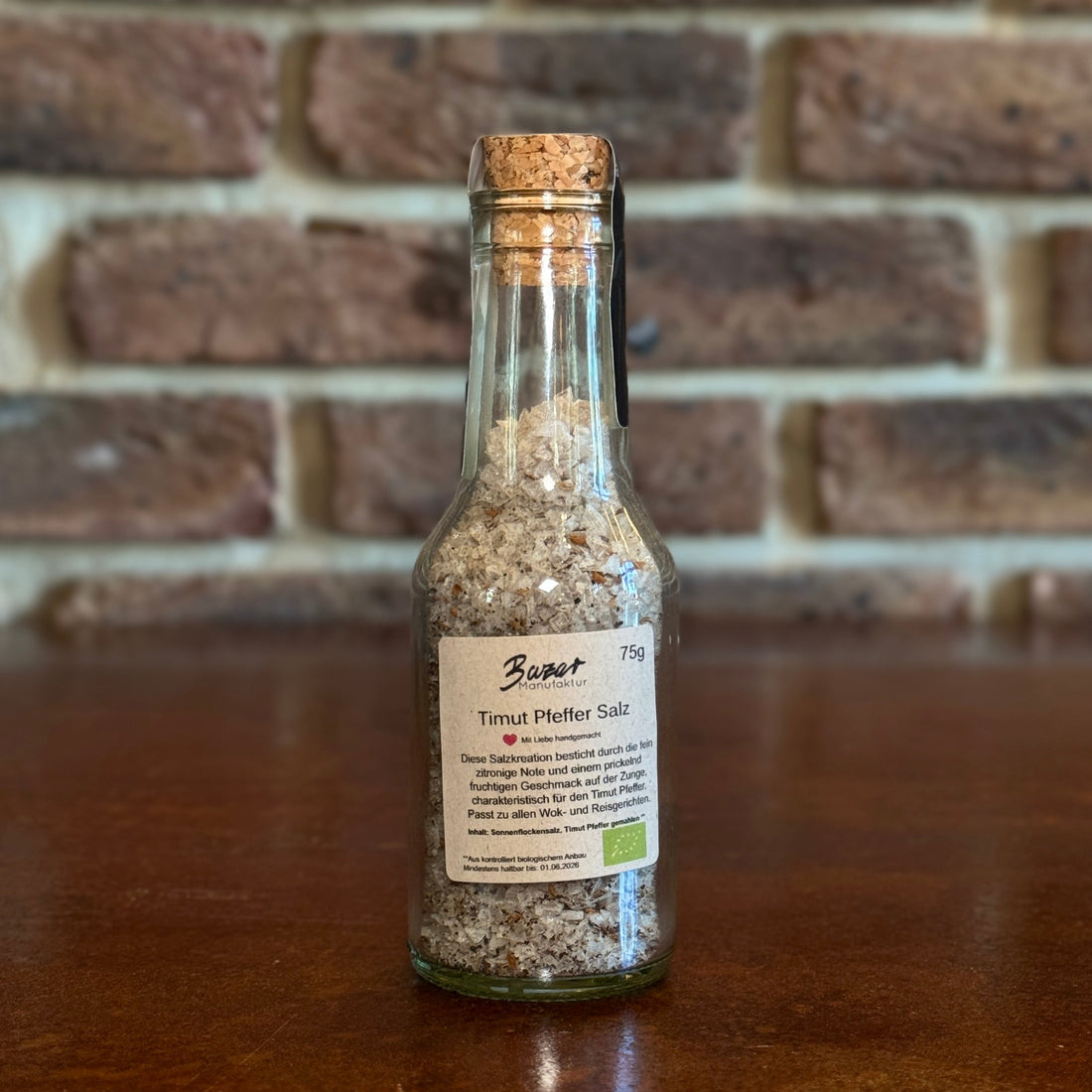 Pink rock salt flakes