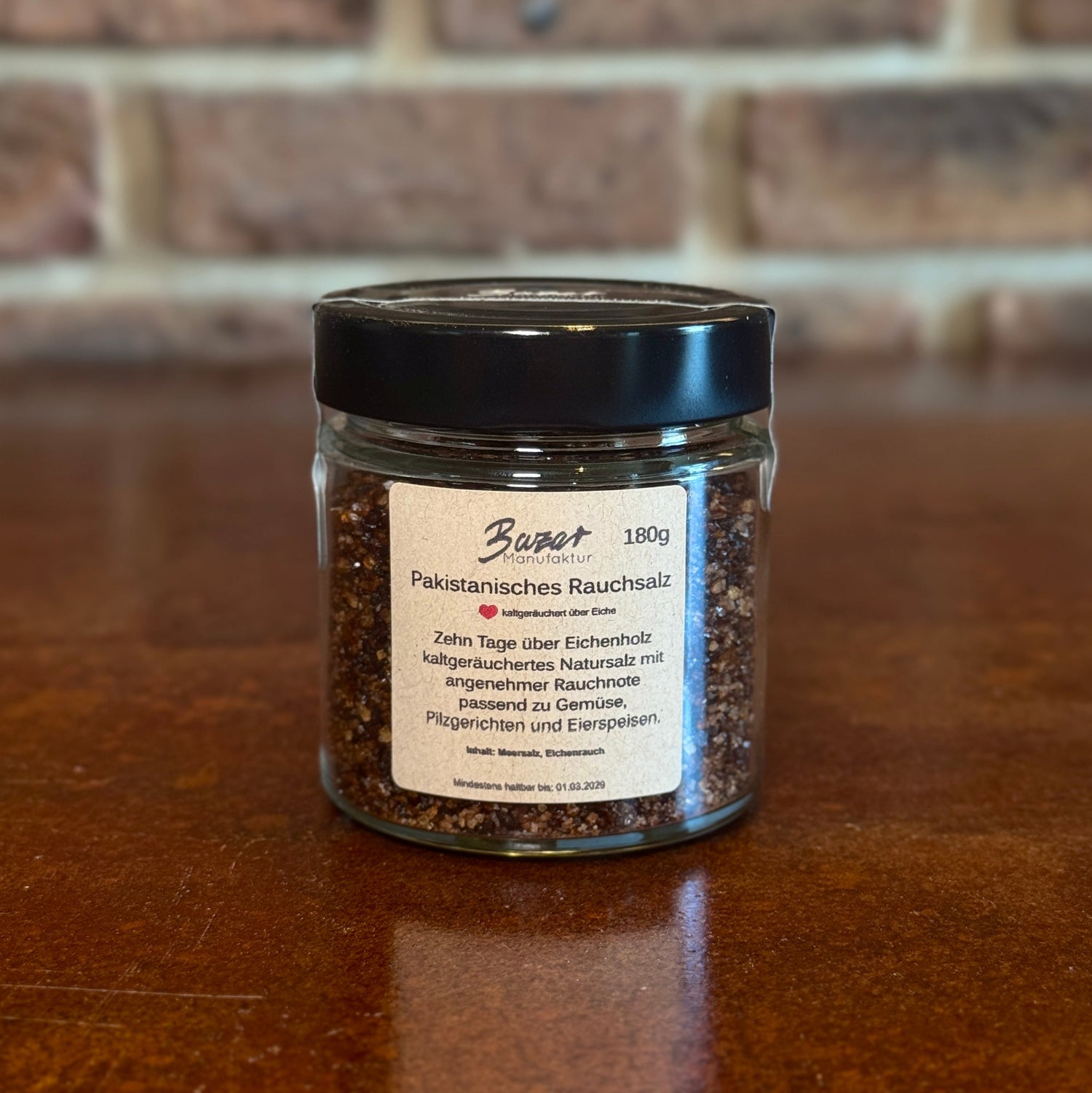 Pink rock salt flakes